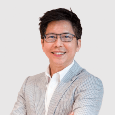 picture of Tan Eng Tong smiling